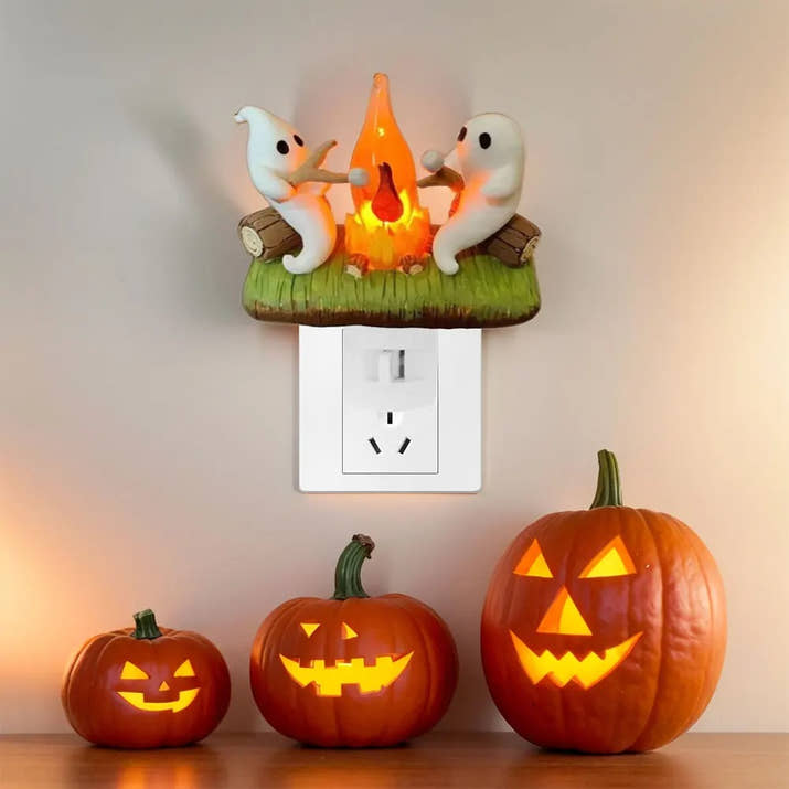 SpookBuds™ Ghost Campfire Night Light